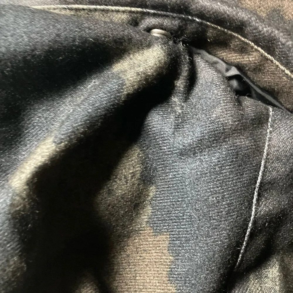 Ride Snowboarding Jacket Woman’s Size S Shred Gear Camo